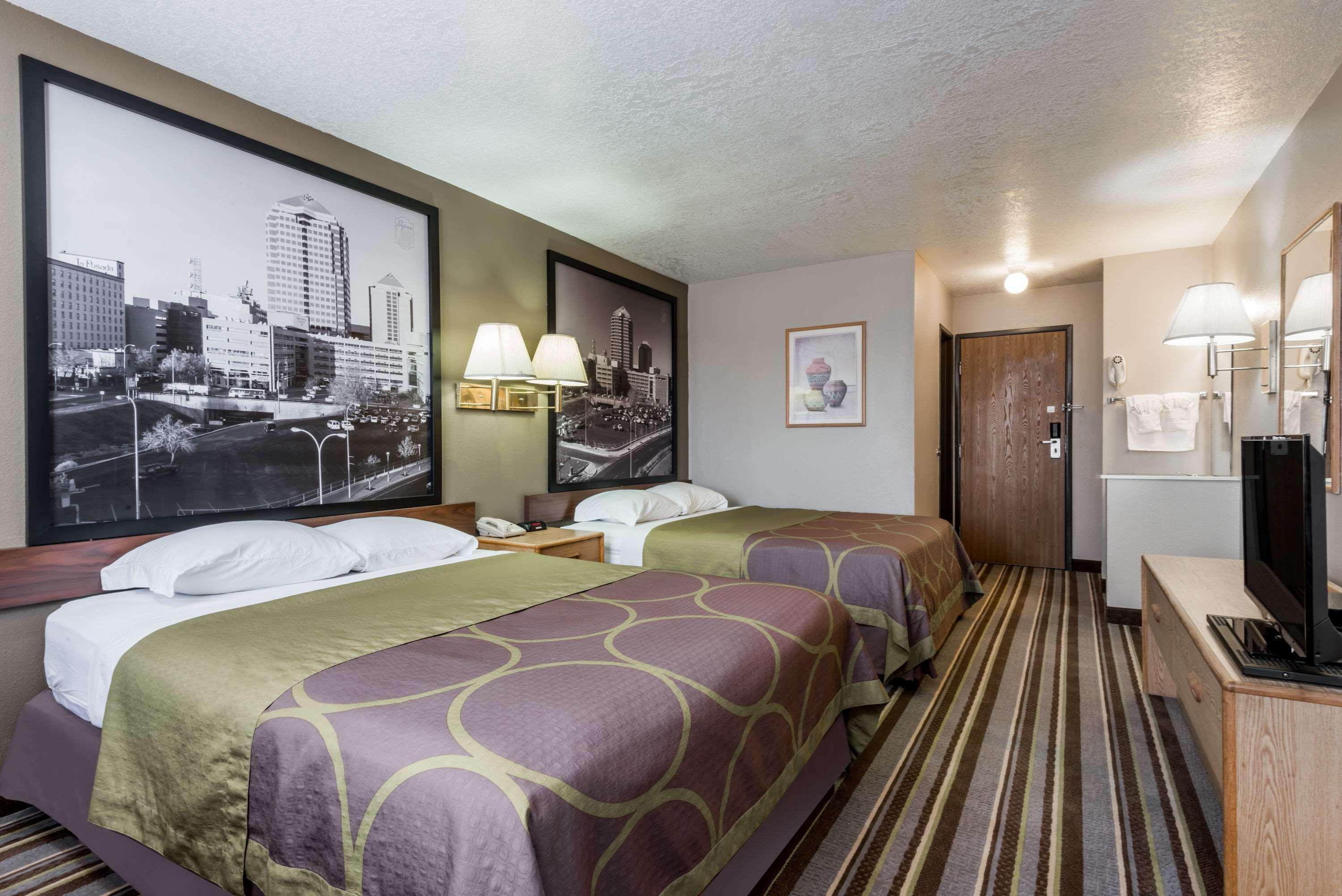 Super 8 By Wyndham Bernalillo Hotel Exterior foto